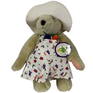 VTG Muffy VanderBear Salad Ballad Waltz of the Vegetables 13" Bear NWT